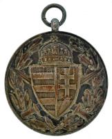 1929. "Magyar Háborús Emlékérem kardokkal, sisakkal" ezüstözött bronz kitüntetés mellszala...