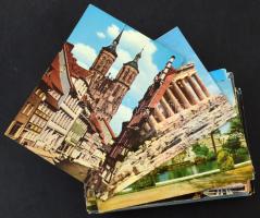Kb. 110 db MODERN külföldi város képeslap / Cca. 110 modern foreign town postcards
