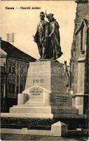 1915 Kassa, Kosice; Honvéd szobor a 9. honvéd zászlóalj emlékének (1848-49). Nyulászi Béla kiadása / Hungarian military monument + "KASSAI NÉPBANK" + "K.U.K. MILITäRZENSUR SITZ DER KOMMISSION KASSA" (EK)