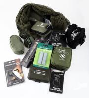 Mil-Tec túlélő / túrázáshoz való szerszámok, kellékek: kézi fűrész, balta, elsősegélycsomag, kovakő,...