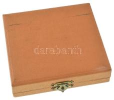 1972. "25 éves a Magyar Népgazdasági tervezés / 1947-1972" ezüstözött bronz plakett díszto...