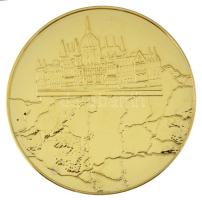 DN "A hazáért - Magyar Honvédség" kétoldalas, aranyozott fém emlékérem dísztokban (42mm) T...