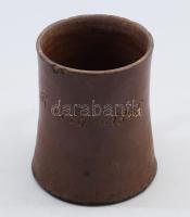 1898 Feltehetően Ferenc József uralkodásának 50. évfordulójára készített népi kerámia emlékkorsó "R 1848-1898" felirattal, az R betű feltehetően a Regierungszeit rövidítése, kis sérüléssel, m: 12 cm