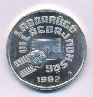 1981. 500Ft Ag "Labdarúgó Világbajnokság 1982" fekete műbőr tokban T:BU kis patina
Adamo ...