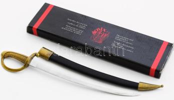 Francia briquet szablya kicsinyített mása, hüvellyel, dobozában, h: 28 cm