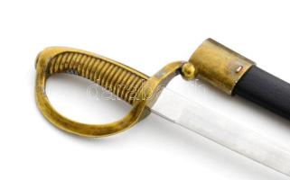 Francia briquet szablya kicsinyített mása, hüvellyel, dobozában, h: 28 cm