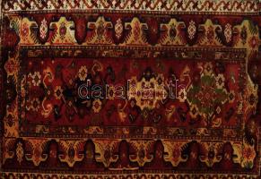 Kézzel készült keleti szőnyeg, 153x104 cm
