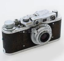 Zorkij szovjet távmérős fényképezőgép, Industar-22 50mm f/3.5 objektívvel, eredeti bőr tokjában, kis...