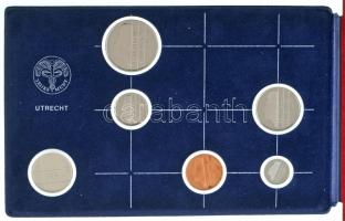 Hollandia 1986. 5c-2 1/2G (5xklf) forgalmi sor + Ag zseton eredeti műbőr tokos szettben, tanúsítvánn...