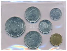 Spanyolország 1975. 50c-100P (6xklf) fehér műbőrtokos forgalmi sor T:UNC, kis patina Spain 1975. 50 Centimos - 100 Pesetas (6xdiff) coin set in white faux leather case C:UNC, small patina