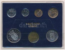 Hollandia 1980. 1c "Julianna" - 2 1/2G "Julianna" (6xklf) forgalmi sor műanyag tokban, pénzverdei zsetonnal T:UNC, kis patina Netherlands 1980. 1 Cent "Julianna" - 2 1/2 Gulden "Julianna" (6xdiff) coin set in plastic case with mint jeton C:UNC, small patina