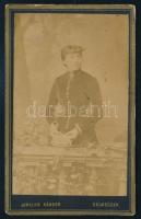 cca 1880 Hölgy könyvekkel, keményhátú fotó Juwelier Nándor selmeci műterméből, 10,5×6,5 cm