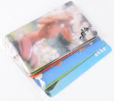 27 db hölgyeket ábrázoló kártyanaptár, közte két erotikus