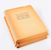 Németh László: Történeti drámák. I-II. köt. I. köt.: VII. Gergely, Husz János, Galilei, II. József. II. köt.: Apáczai, Eklézsia-megkövetés, Petőfi Mezőberényben, Széchenyi. A szerző, Németh László (1901-1975) író által ALÁÍRT példány. Bp., 1957, Szépirodalmi, 360+4 p.; 280+2 p. 2. kiadás! Kiadói félvászon-kötések, a II. kötet sérült, foltos kiadói papír védőborítóban.