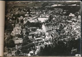 Chateaux de la Loire - RÉGI franci képeslapfüzet 11 db képeslappal, várak / pre-1945 French postcard...