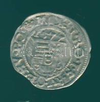 Miksa 1577. Denár Ag ÉH.767a T:3