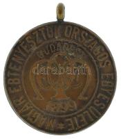 1940 k. "Magyar Ebtenyésztők Országos Egyesülete - Budapest 1899." egyoldalas bronz érem füllel (31mm) T:AU,XF patina