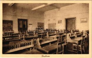 Budapest I. Ferenc József Nevelőintézet és Gimnázium, Studium, belső, képeslapfüzetből. Goszleth udvari fényképész felvétele. Ilona utca 4. (Szabó Ilonka utca)