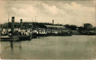1937 Komárom, Komárno; Cast' Dunaja s prístavom / Duna részlet a kikötővel / Donauansicht mit Hafen / Danube port, steamships (fl)