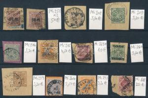 Német államok - Württemberg 1911-1919 11 klf hivatalos bélyeg 12 db kivágáson (Mi EUR 106,20.-)