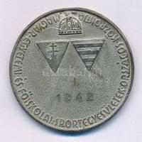 1942. "Magyar Egyetemi és Főiskolai Sportegyesületek Országos Központja" kétoldalas fehérfém díjérem. Szign.: Kerényi Jenő (1908-1975) (40mm) T:XF