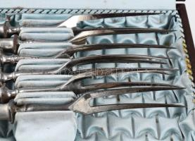 Hat személyes felvágottas villa készlet, alpakka, rózsafa fogóval, dísdobozban