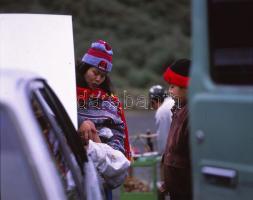 Csák Miklós (1933-2013): Fotó negatívok 24 db, több csíkon tibeti, ázsiai portrék, tájképek, negatív...
