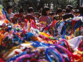 Csák Miklós (1933-2013): Fotó negatívok 24 db, több csíkon tibeti, ázsiai portrék, tájképek, negatív...