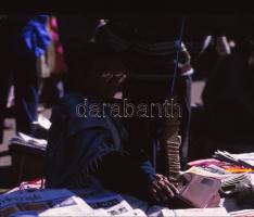 Csák Miklós (1933-2013): Fotó negatívok 22 db, több csíkon tibeti, ázsiai portrék, tájképek, negatív...