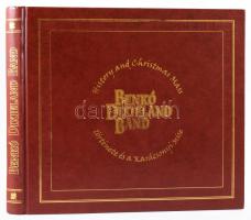 Benkó Sándor (szerk.): Benkó Dixieland Band története és a Karácsonyi Mise. Benkó Sándor (1940-2015) Kossuth- és Liszt Ferenc-díjas zenész, klarinétos, a Benkó Dixieland Band alapítója által Jálics Kinga (1943-2019) kulturális újságíró, szerkesztő részére dedikált példány. Bp., 2007, Bencolor, 193+(3) p. Kiadói műbőr-kötés, CD-melléklettel.
