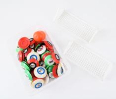 Kis doboznyi gombfoci, 2 kapuval.