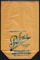 cca 1936 A budapesti Bécsi úti Pelz fűszer-csemege üzlet villanyerőre berendezett saját pörköldével ...