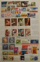 USA összeállítás 16 lapos, A/4-es berakó 29 oldalán, benne 90 db több bélyeges összefüggés nyomdai j...