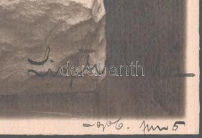 1906 Ligeti Miklós (1871-1944) szobrászművész autográf aláírása a Csók c. alkotását ábrázoló fotón. ...