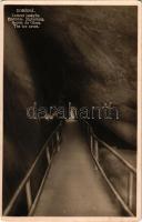 Dobsina, Dobschau; Dobsinská ladová jaskyna / Dobschauer Eishöhle / Dobsinai jégbarlang, belső. L. Szomoray kiadása / ice cave, interior, glacier (gyűrődés / crease)