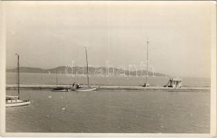 Balaton, kikötő, vitorláshajók. photo (EK)