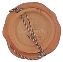 Ligeti Erika (1934-2004) DN "Kovács Margit emlékére" bronz lemezplakett, kerámia foglalatb...