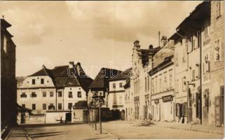 Nagyszeben, Hermannstadt, Sibiu; Piata Huet. Foto Orig. E. Fischer / Huetplatz / Huet tér, Wilhelm Binder, Theodor Doboiu üzlete / square, shops. photo