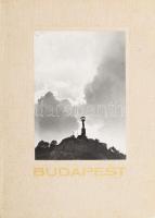 Budapest képekben (fotómappa). Szerk.: N. Ujvári Magda. Bp., 1970, Képzőművészeti Alap Kiadóvállalata, 4 p. + 24 t (fekete-fehér fotók). Kiadói textil borítású karton mappában,