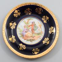 Cseh alt wien historizáló csésze alátéttel, jelzett, kis kopással, d: 9,5 cm