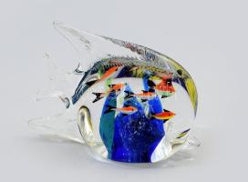 Murano "Aquarium" levélnehezék, hal alakú öntött üveg, belsejében akváriumot idéző színezéssel. Jelzés nélkül, hibátlan, 18x14 cm