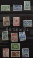 Finnország gyűjtemény, néhány száz régi és modern bélyeg 8 lapos, közepes berakóban