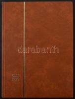 Néhány száz vegyes, főleg külföldi bélyeg 8 lapos, A/4-es berakóban