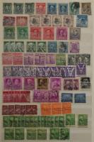 USA összeállítás, több mint 1.000 db régi és modern bélyeg, néhány bélyegfüzet, 8 lapos, A/4-es berakóban