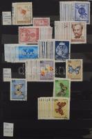 Magyar többpéldányos rendező az 1965-1971 közötti időszakból 12 fekete lapos A4-es berakóban