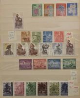 Vegyes külföldi bélyegek 12 lapos A4 berakóban, szinte teljesen használatlan anyag, sok szép, jó kia...