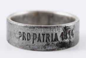 1914 2 db I. világháborús, Pro Patria 1914 jelzésű férfi és női gyűrű, m: 47,59, a női gyűrű belülrő...