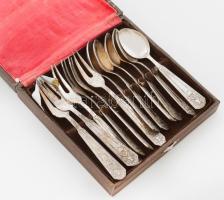 6 személyes süteménykanál és -villa szett, díszdobozban.