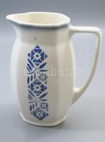 Gránit régi vizeskancsó, jelzett, lepattanással, m: 20 cm