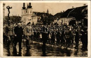 1940 Marosvásárhely, Targu Mures; bevonulás, vitéz Nagybányai Horthy Miklós kormányzó / entry of the Hungarian troops, Regent Horthy + "1940 Beszterce visszatért" So. Stpl. (EB)